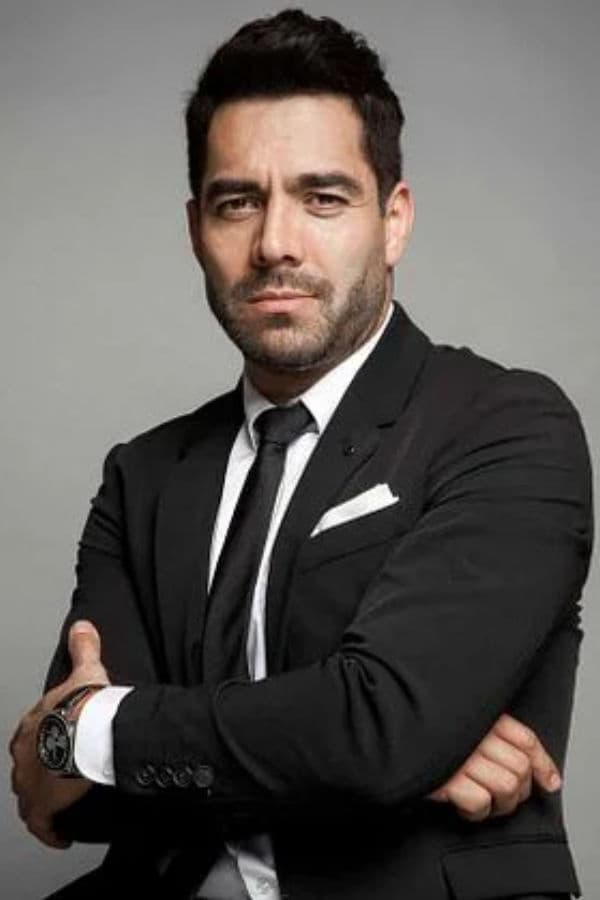 Omar Chaparro